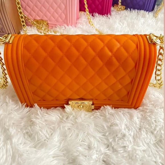 Purses - Picture 7 of 7